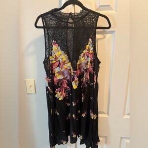Free People adorable dress, Boho or beachwear.